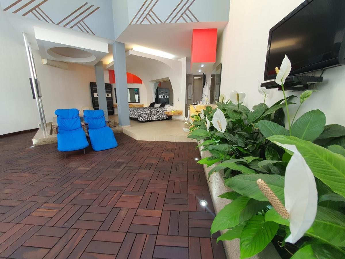 Hotel Alcampo Miranda Esterno foto